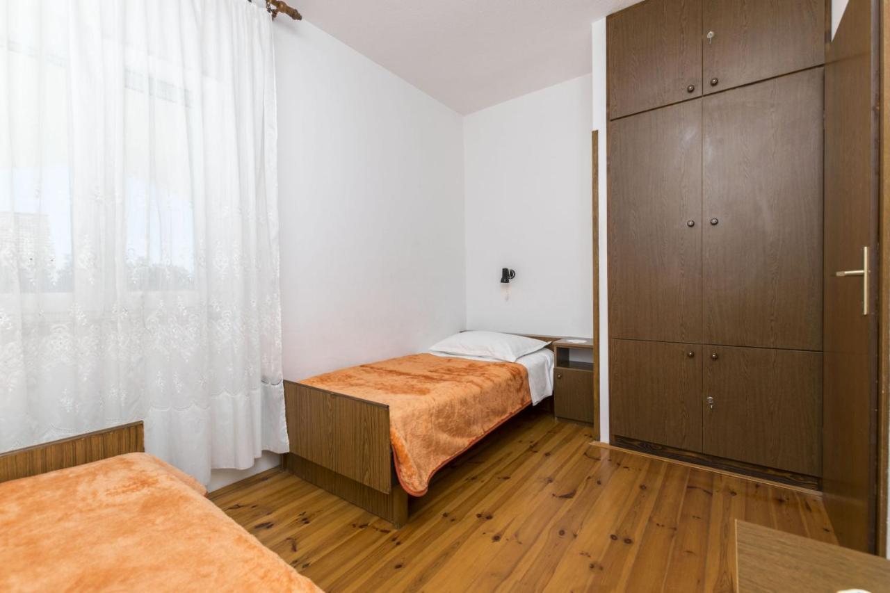 Apartments Neda 特罗吉尔 外观 照片